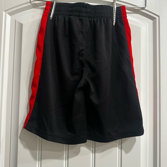 Puma Kids Black and Red Set - Picture 2 of 6